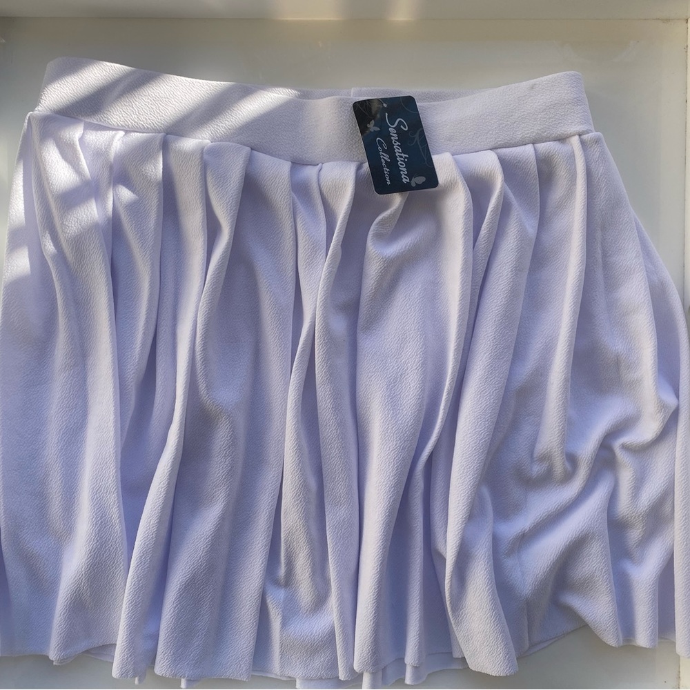 Sensational Collection Boutique - 2x White Mini Skirt